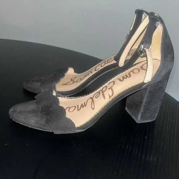 Sam Edleman Odilia Black Suede Scalloped Heels Size 9 - Picture 3 of 12